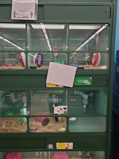 Pet Supply Store «Pet Supplies Plus», reviews and photos, 7570 Pearl Rd, Middleburg Heights, OH 44130, USA