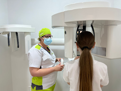 Dental Begastri. Dra. Encarna Ruiz. Ortodoncia e Implantes Cehegín en Cehegín, Murcia