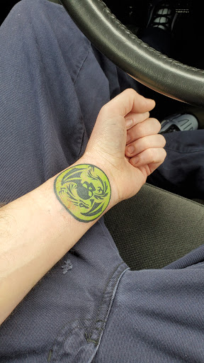 Tattoo Shop «One Shot Tattoo», reviews and photos, 5945 Glenway Ave, Cincinnati, OH 45238, USA