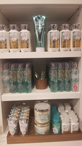 Beauty Supply Store «Bath & Body Works», reviews and photos, 2200 Tanger Blvd, Gonzales, LA 70737, USA