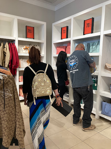 Store «Coach», reviews and photos, 8375 Arroyo Cir A059, Gilroy, CA 95020, USA