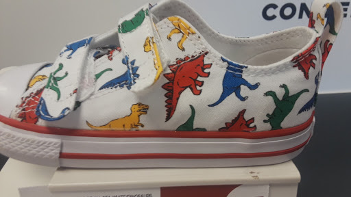 Shoe Store «Famous Footwear», reviews and photos, 2145 Bronze Star Dr, Woodland, CA 95776, USA