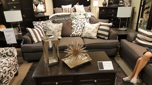 Furniture Store «Ashley HomeStore», reviews and photos, 4025 US Hwy 98 N, Lakeland, FL 33809, USA