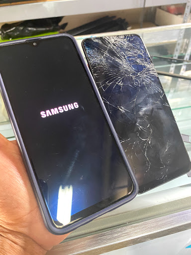 Cell Phone Store «Phone Geek Cellular Repair», reviews and photos, 6125 S Sheridan Rd, Tulsa, OK 74133, USA