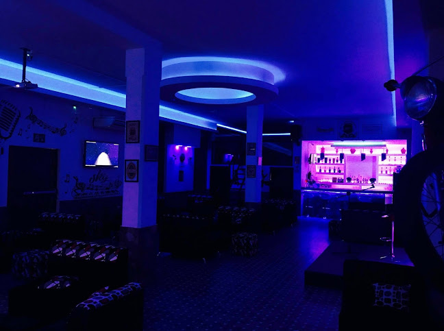 Sky Lounge Bar Karaoke - La Troncal