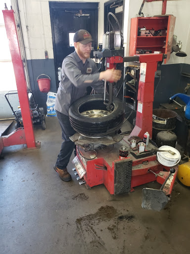 Auto Repair Shop «Brausen Automotive - Roseville», reviews and photos, 2170 Dale St N, Roseville, MN 55113, USA