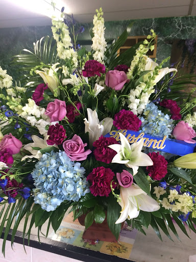 Florist «McCandless Floral», reviews and photos, 8105 Perry Hwy, Pittsburgh, PA 15237, USA