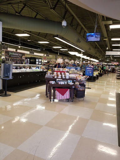 Grocery Store «D & W Fresh Market», reviews and photos, 1814 Breton Rd SE, Grand Rapids, MI 49506, USA