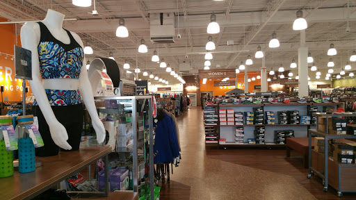 Outdoor Sports Store «Sierra Trading Post», reviews and photos, 215 N Maple Rd Unit 1F, Ann Arbor, MI 48103, USA