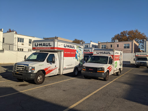 Truck Rental Agency «U-Haul Moving & Storage of Bensonhurst», reviews and photos, 6615 New Utrecht Ave, Brooklyn, NY 11219, USA