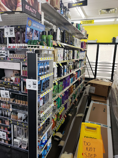 Home Goods Store «Dollar General», reviews and photos, 160 N 4th St, Eagle Lake, FL 33839, USA