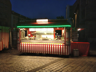 FalafelGreen Palmyra (food truck) - Lorenzkirche, Hauptmarkt, 90403 Nürnberg, Germany