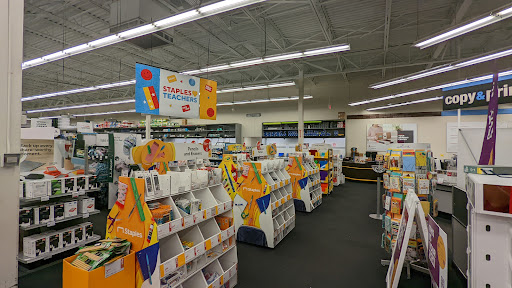 Office Supply Store «Staples», reviews and photos, 13640 N Kendall Dr, Miami, FL 33186, USA