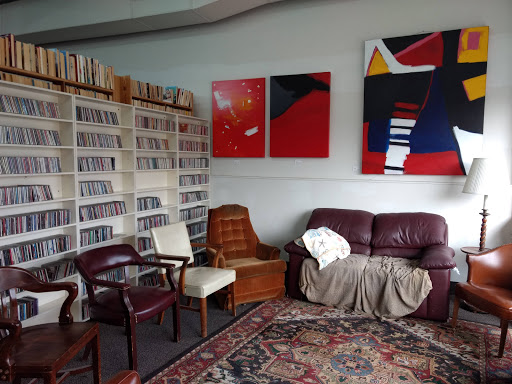 Used Book Store «Lucky Dog Books», reviews and photos, 911 W Jefferson Blvd, Dallas, TX 75208, USA