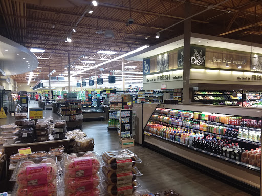 Supermarket «Price Chopper», reviews and photos, 2 Worcester Rd, Webster, MA 01570, USA