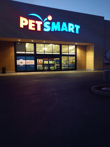 Pet Supply Store «PetSmart», reviews and photos, 1196 W Olive Ave, Merced, CA 95348, USA