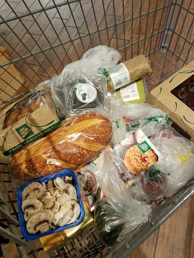 Grocery Store Â«The Fresh MarketÂ», reviews and photos, 7747 N Kings Hwy