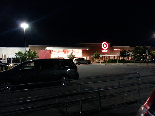 Department Store «Target», reviews and photos, 18855 N Market Pl Dr, Aurora, OH 44202, USA
