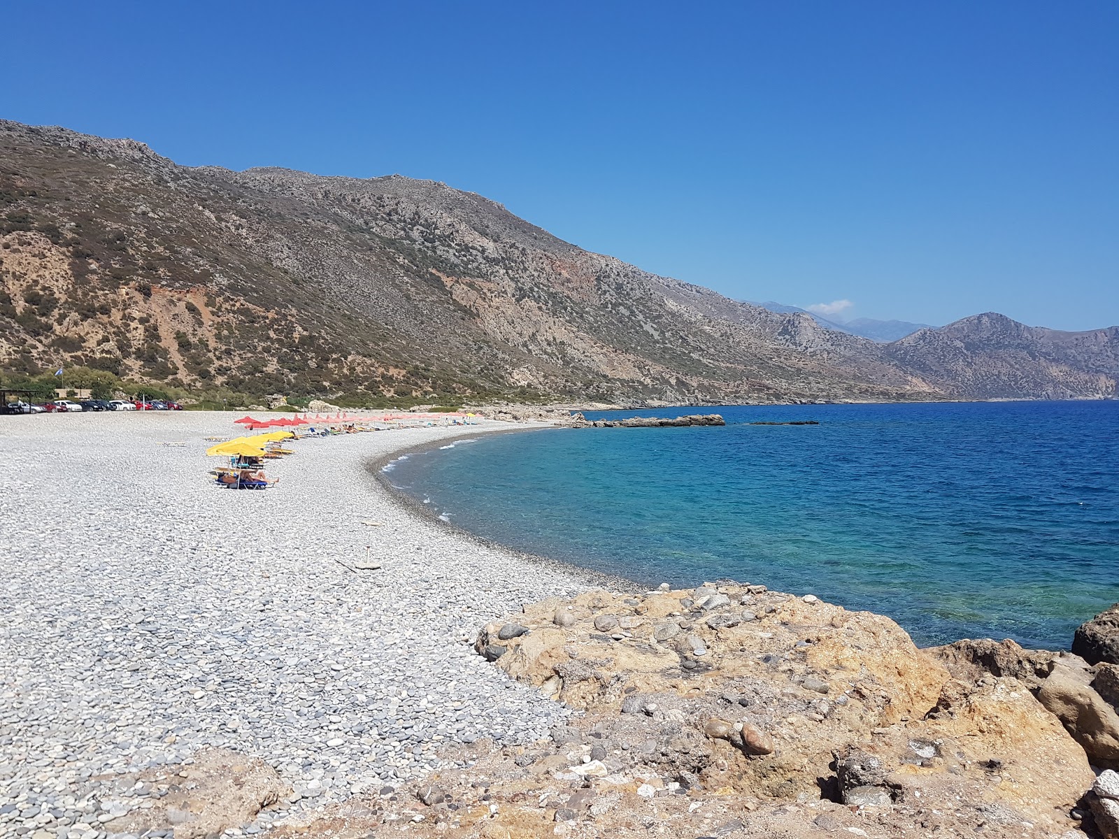 Foto von Gialiskari Strand mit geräumiger strand