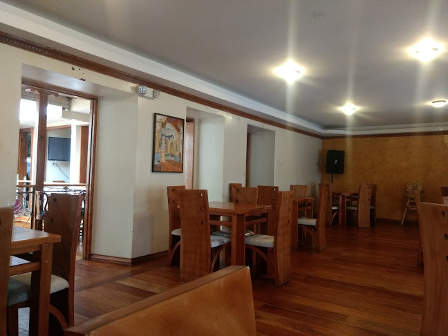 Opiniones de Sal y Canela en Tulcán - Restaurante