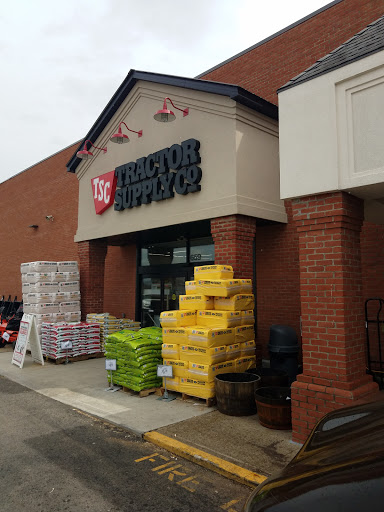Home Improvement Store «Tractor Supply Co.», reviews and photos, 659 W Coshocton St, Johnstown, OH 43031, USA