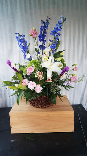 Florist «Encore Florals & Gifts», reviews and photos, 225 Kingston St, Conway, SC 29526, USA