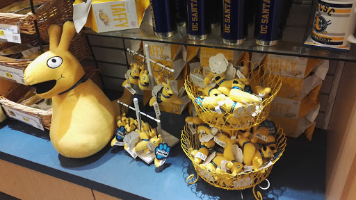 Book Store «Bay Tree Bookstore», reviews and photos, 420 Hagar Dr, Santa Cruz, CA 95064, USA