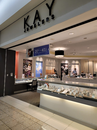 Jewelry Store «Kay Jewelers», reviews and photos, 4800 Golf Rd #133, Eau Claire, WI 54701, USA