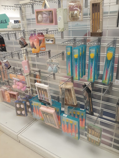 Department Store «Marshalls», reviews and photos, 1158 W Boughton Rd, Bolingbrook, IL 60440, USA