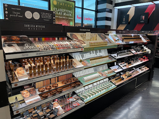 Cosmetics Store «SEPHORA», reviews and photos, 55 Parsonage Rd, Edison, NJ 08837, USA