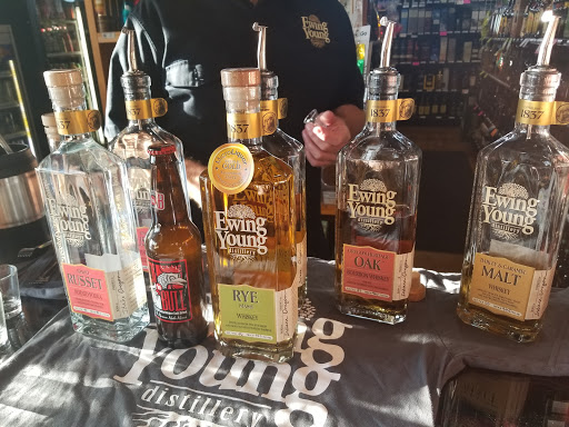 Liquor Store «Aloha Liquor Store», reviews and photos, 2905 SE 73rd Ave, Hillsboro, OR 97123, USA