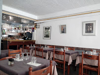 Atmosphère du Restaurant français Restaurant Le Bonaparte à Cassis - n°15
