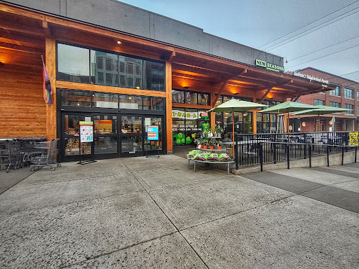 Grocery Store «New Seasons Market Slabtown», reviews and photos, 2170 NW Raleigh St, Portland, OR 97210, USA