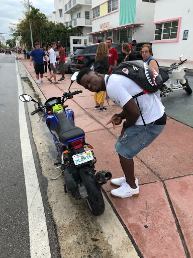 Scooter Rental Service «SCOOTERS SOUTH BEACH», reviews and photos, 1520 Collins Ave, Miami Beach, FL 33139, USA