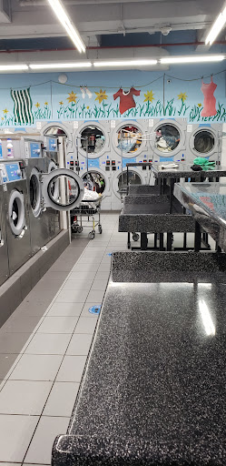 Laundromat «Giant Laundry», reviews and photos, 2861 Webster Ave, Bronx, NY 10458, USA