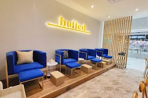 Buffed Nail Lounge Fashion Hall Megamall image