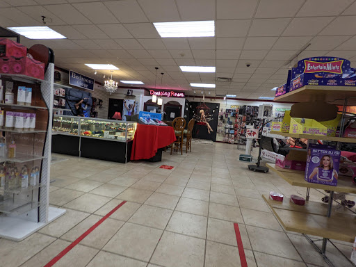 Lingerie Store «Xpressions Adult Videos Inc», reviews and photos, 2400 N Ocean Ave, Farmingville, NY 11738, USA