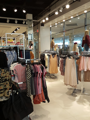 Clothing Store «Forever 21», reviews and photos, 2300 Lincoln Hwy, Langhorne, PA 19047, USA