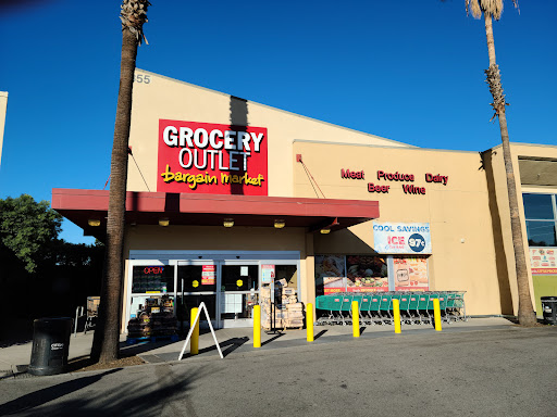 Grocery Store «Grocery Outlet Bargain Market», reviews and photos, 355 N Citrus Ave, Azusa, CA 91702, USA