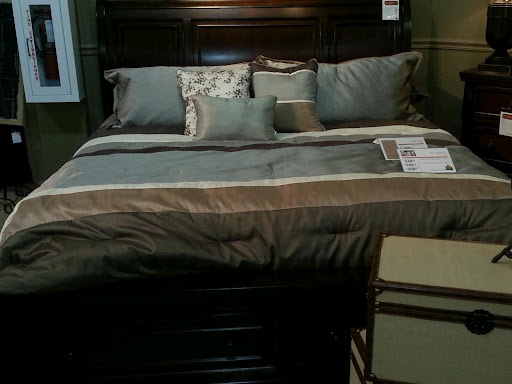 Furniture Store «American Signature Furniture», reviews and photos, 150 S State Rd 434 #1080, Altamonte Springs, FL 32714, USA