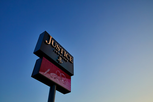 Jewelry Store «Justice Jewelers», reviews and photos, 3520 E Battlefield Rd, Springfield, MO 65809, USA