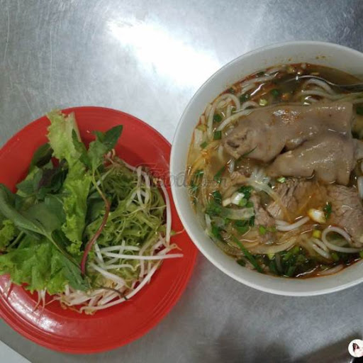 Quán phở bún miến Nhất Long