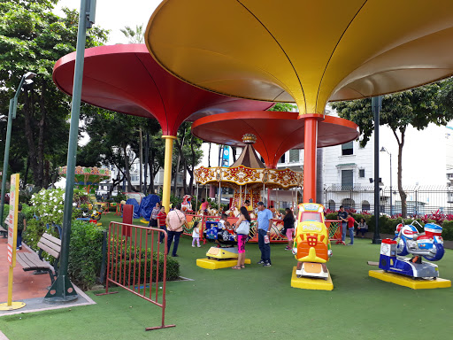 Camping with slides in Guayaquil