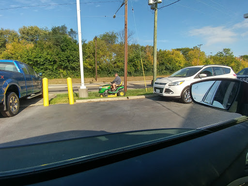 Car Dealer «Middletown Ford», reviews and photos, 1750 N Verity Pkwy, Middletown, OH 45042, USA