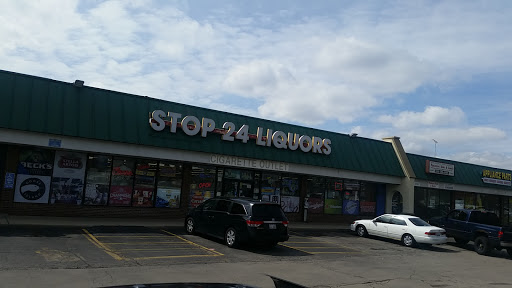 Liquor Store «Stop 24 Liquors», reviews and photos, 319 Veterans Pkwy, Bolingbrook, IL 60490, USA