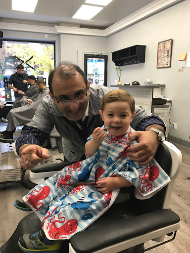 Barber Shop «Hills barber shop», reviews and photos, 7223 Austin St, Forest Hills, NY 11375, USA