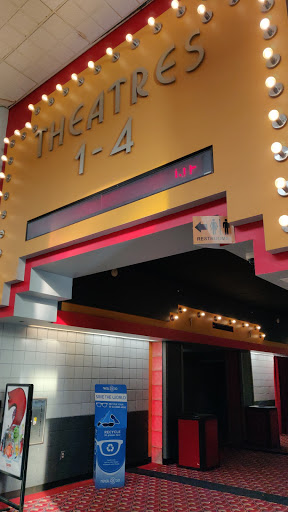 Movie Theater «AMC Loews Raceway 10», reviews and photos, 1025 Corporate Dr, Westbury, NY 11590, USA