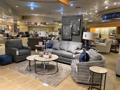 Furniture Store «La-Z-Boy Furniture Galleries», reviews and photos, 233 Buckland Hills Dr, Manchester, CT 06040, USA