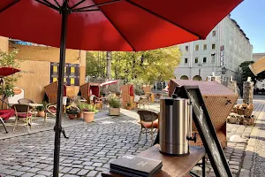 Café & Crêperie an der Nikolaikirche | Nikolaiviertel Berlin | Berlin Mitte-Berlin image