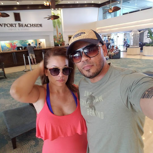 Movie Theater «AMC Hialeah 12», reviews and photos, 780 W 49th St, Hialeah, FL 33012, USA